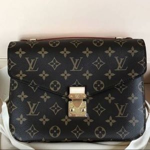 Louis Vuitton Métis Pochette Brown
